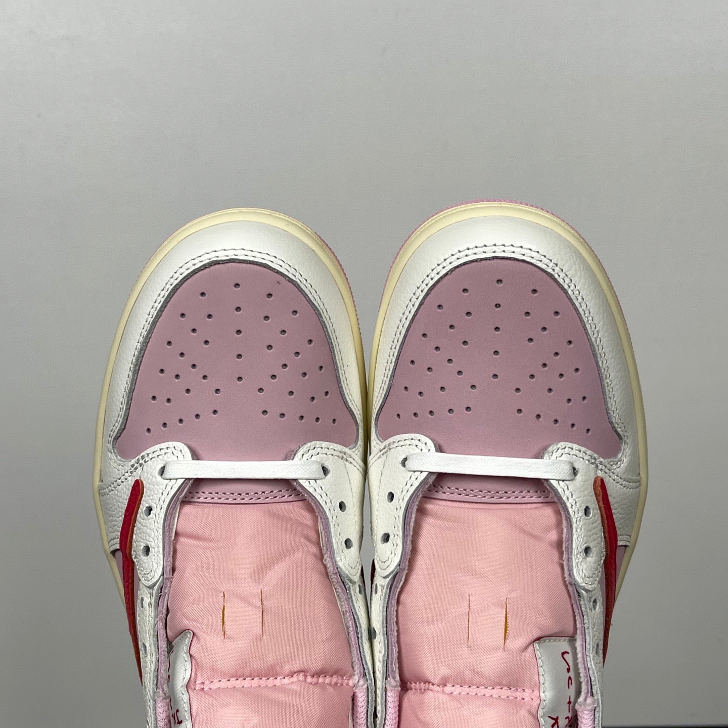 LJR Batch-Air Jordan 1 × Travis Scott