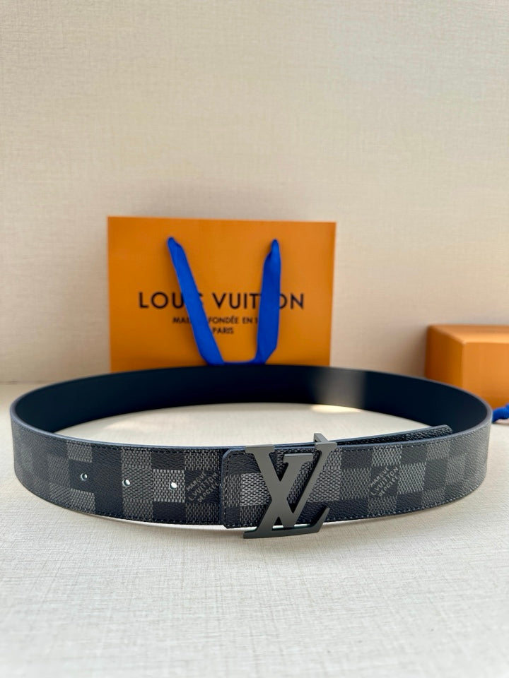 Designer belt with gray Damier pattern and large LV logo buckle