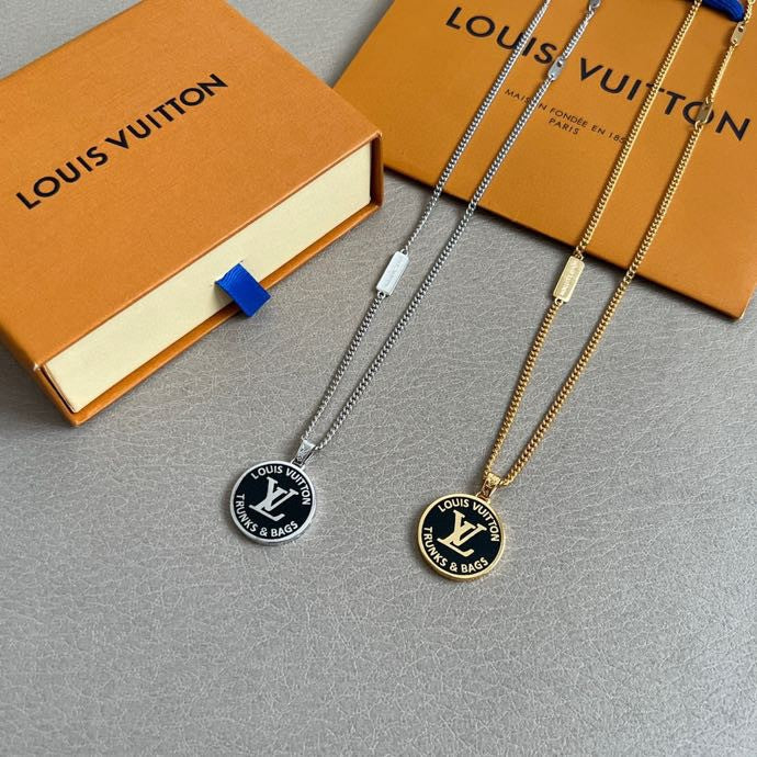 Louis Vuitton Accessories