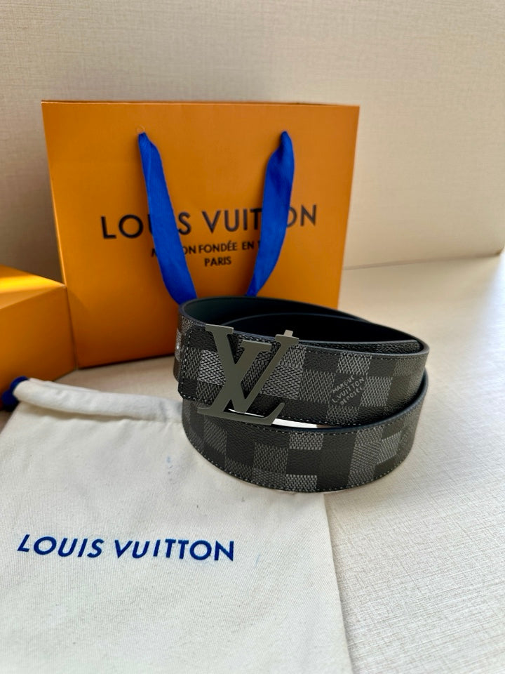 Designer belt with gray Damier pattern and wide LV logo buckle