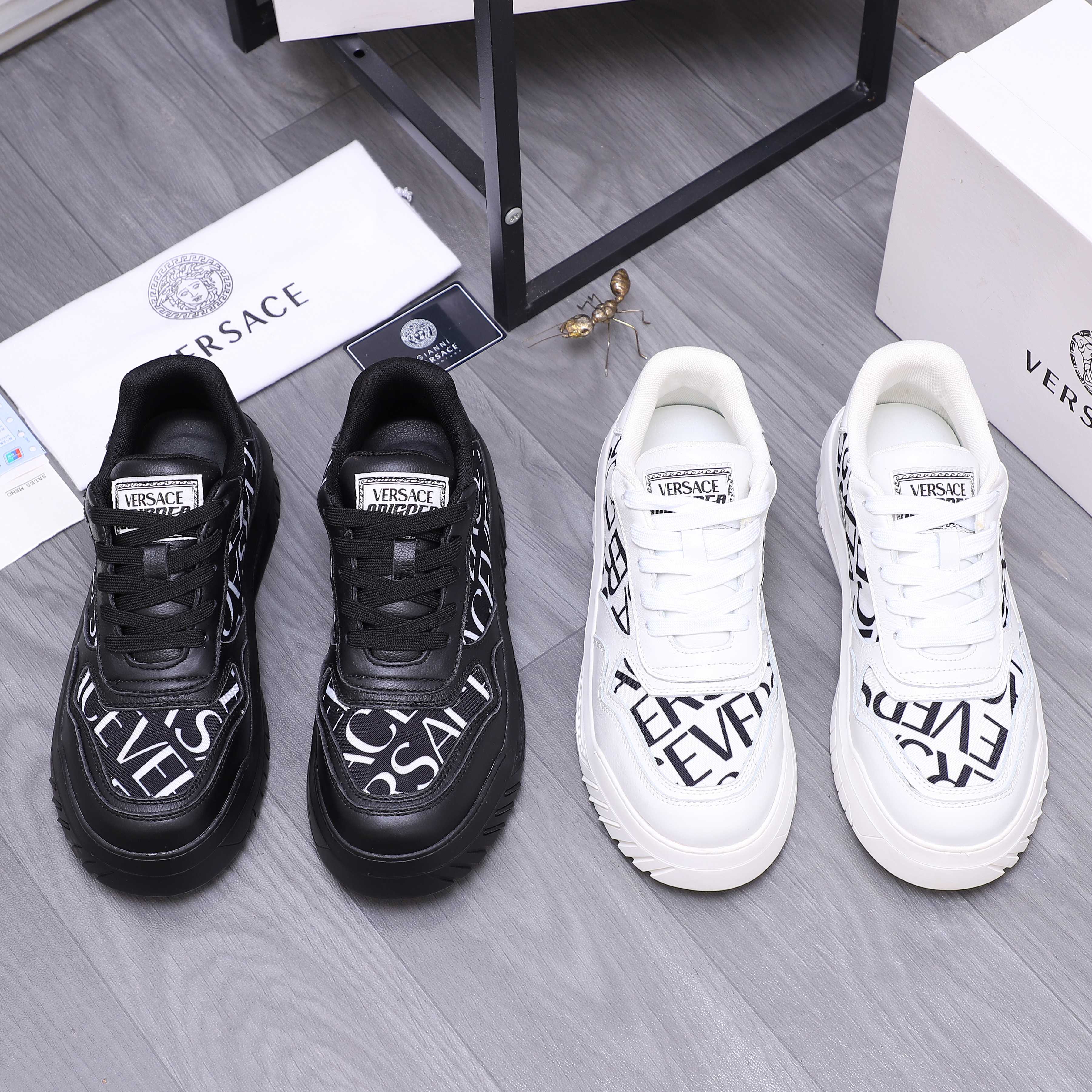 Luxury Shoes Versace