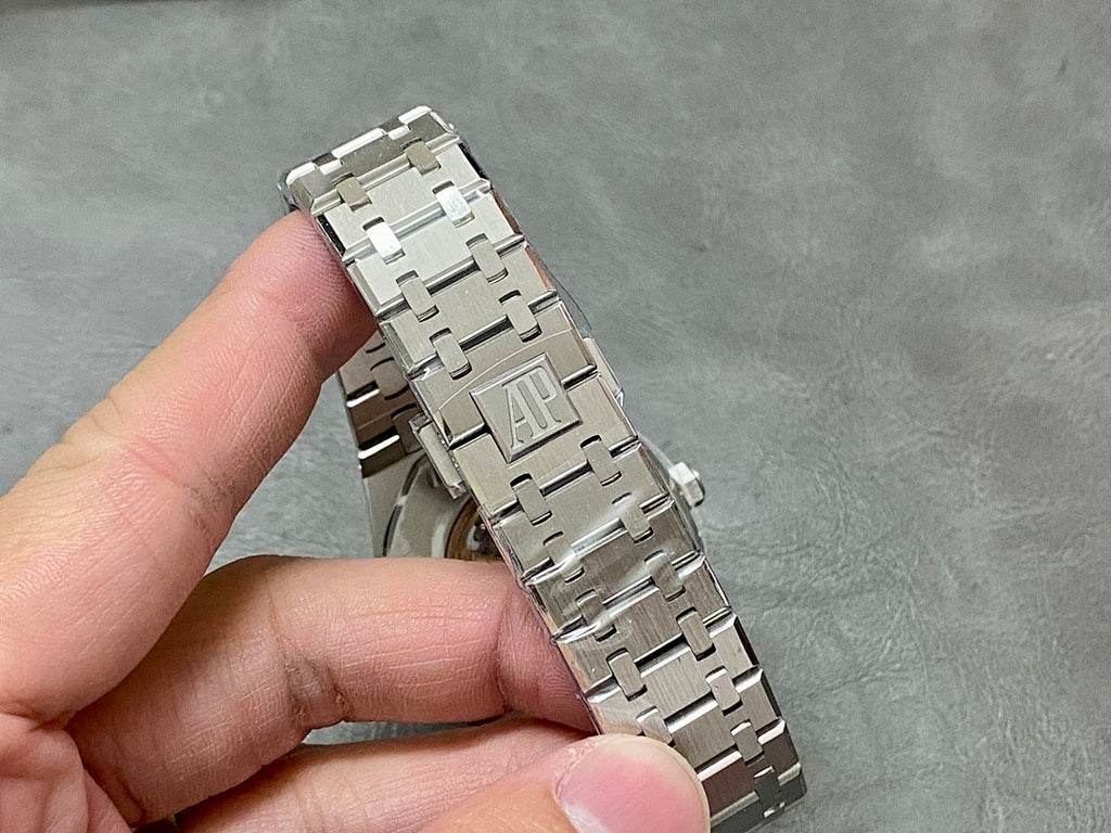 Audemars Piguet Royal Oak watch with silver metal link bracelet, side view