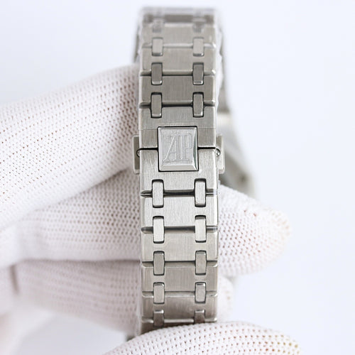 Audemars Piguet watch bracelet link detail in stainless steel