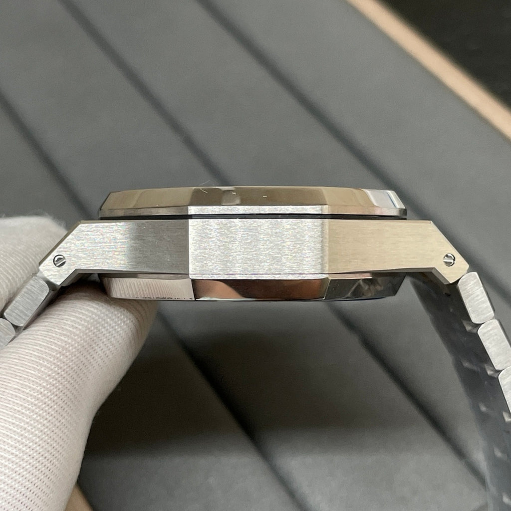 Audemars Piguet watch case profile in brushed steel with integrated bracelet links