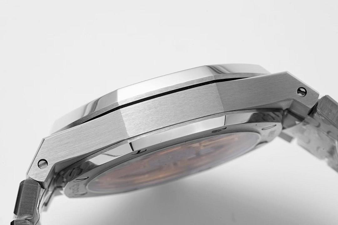 Audemars Piguet watch case side profile with dark bezel accents