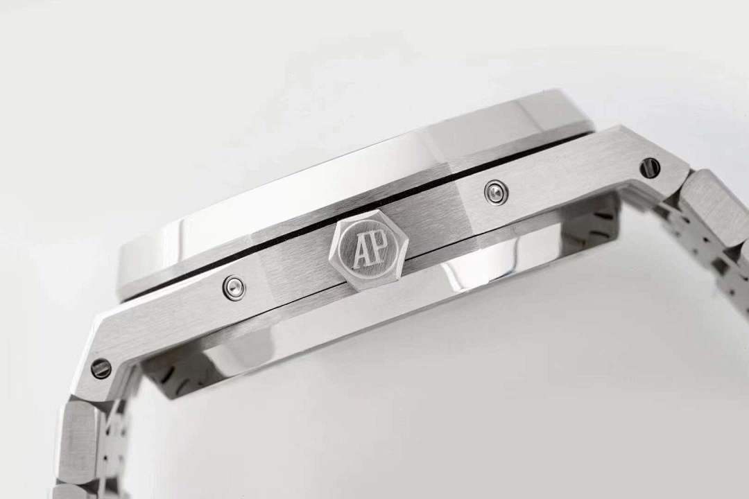 Steel watch case with relief Audemars Piguet logo at the back