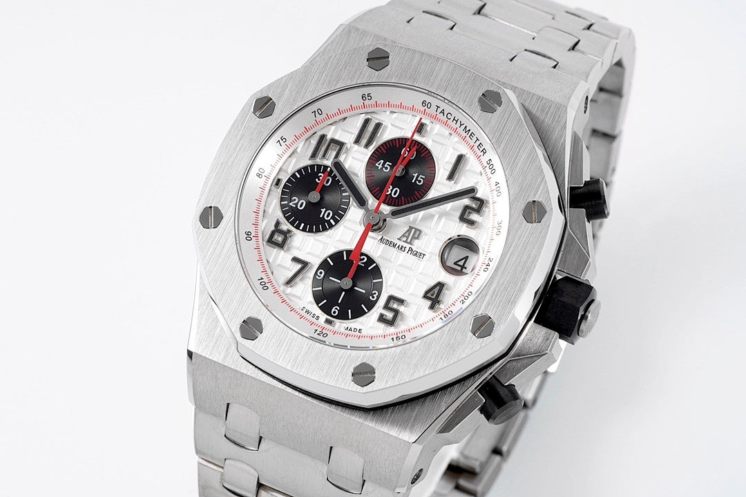 Royal Oak Offshore watch, stainless steel case and bracelet, white dial with black subdials