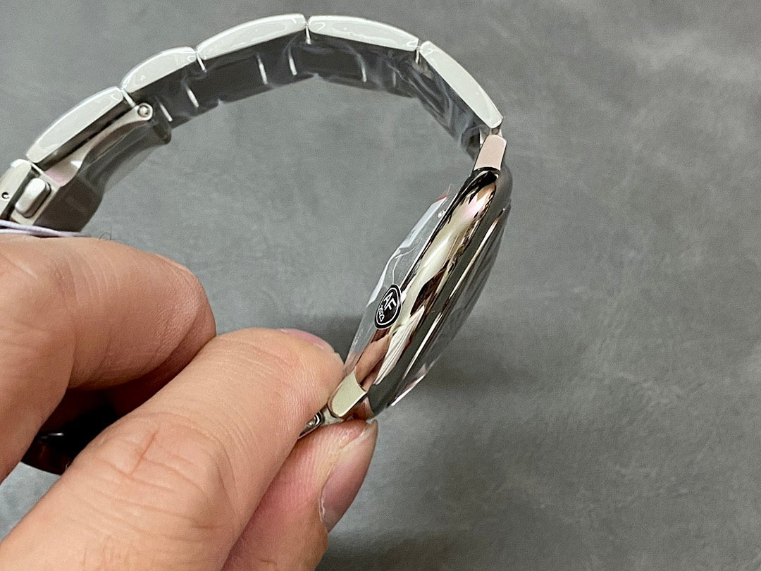 Cartier steel watch bracelet, polished links and clasp area