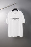 White short-sleeve T-shirt with chest graphic print