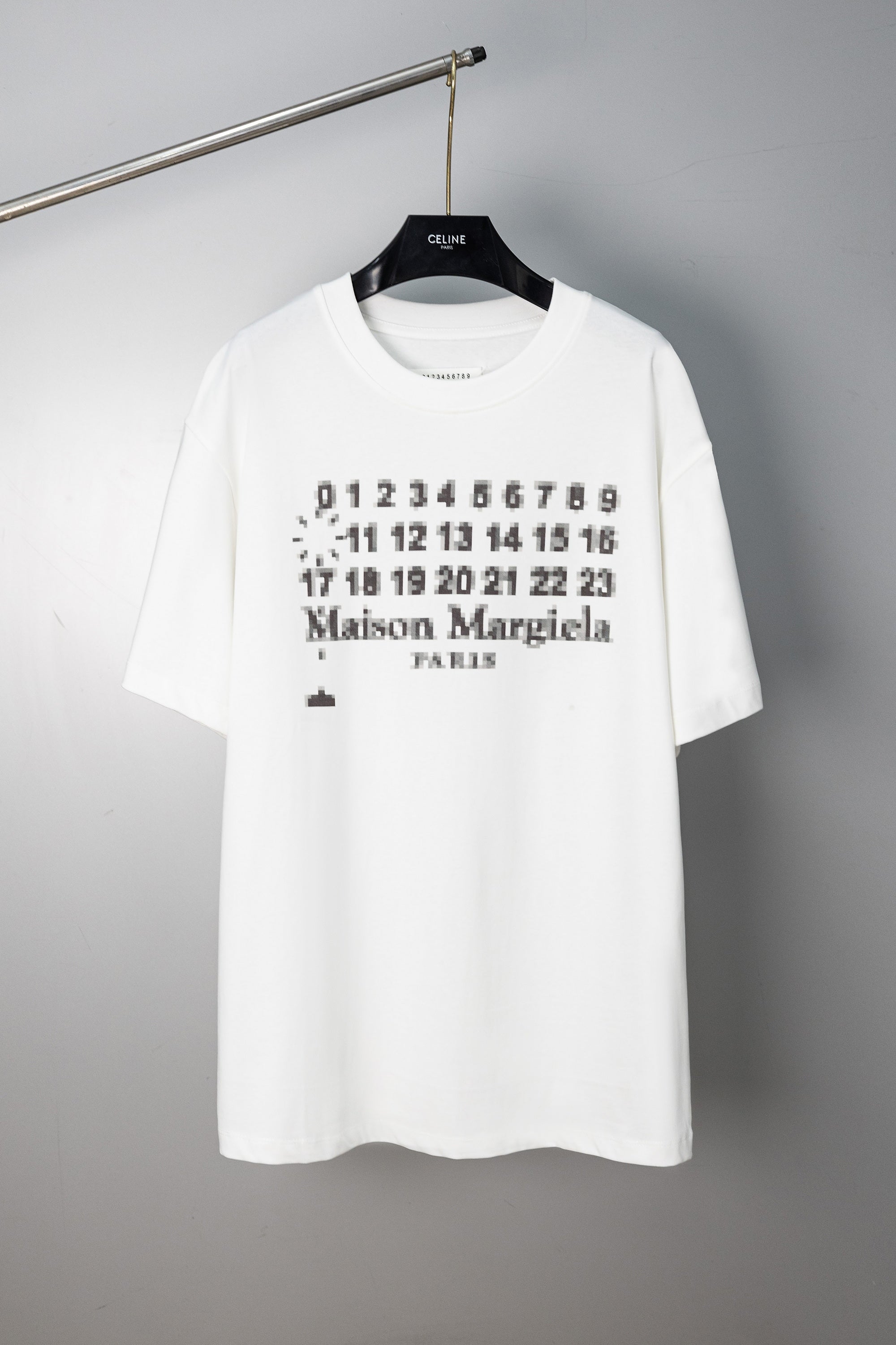 White Maison Margiela graphic T-shirt with number and logo print