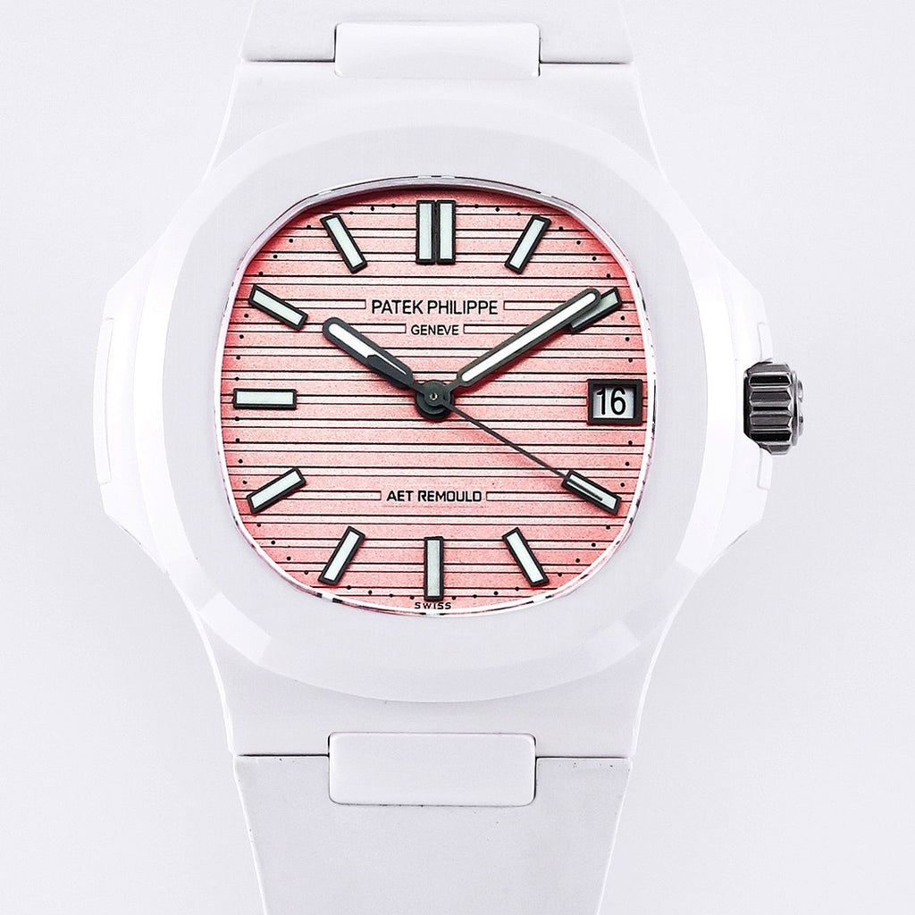 White rubber wristwatch with rose sunburst dial, black markers, date window at 3 o’clock