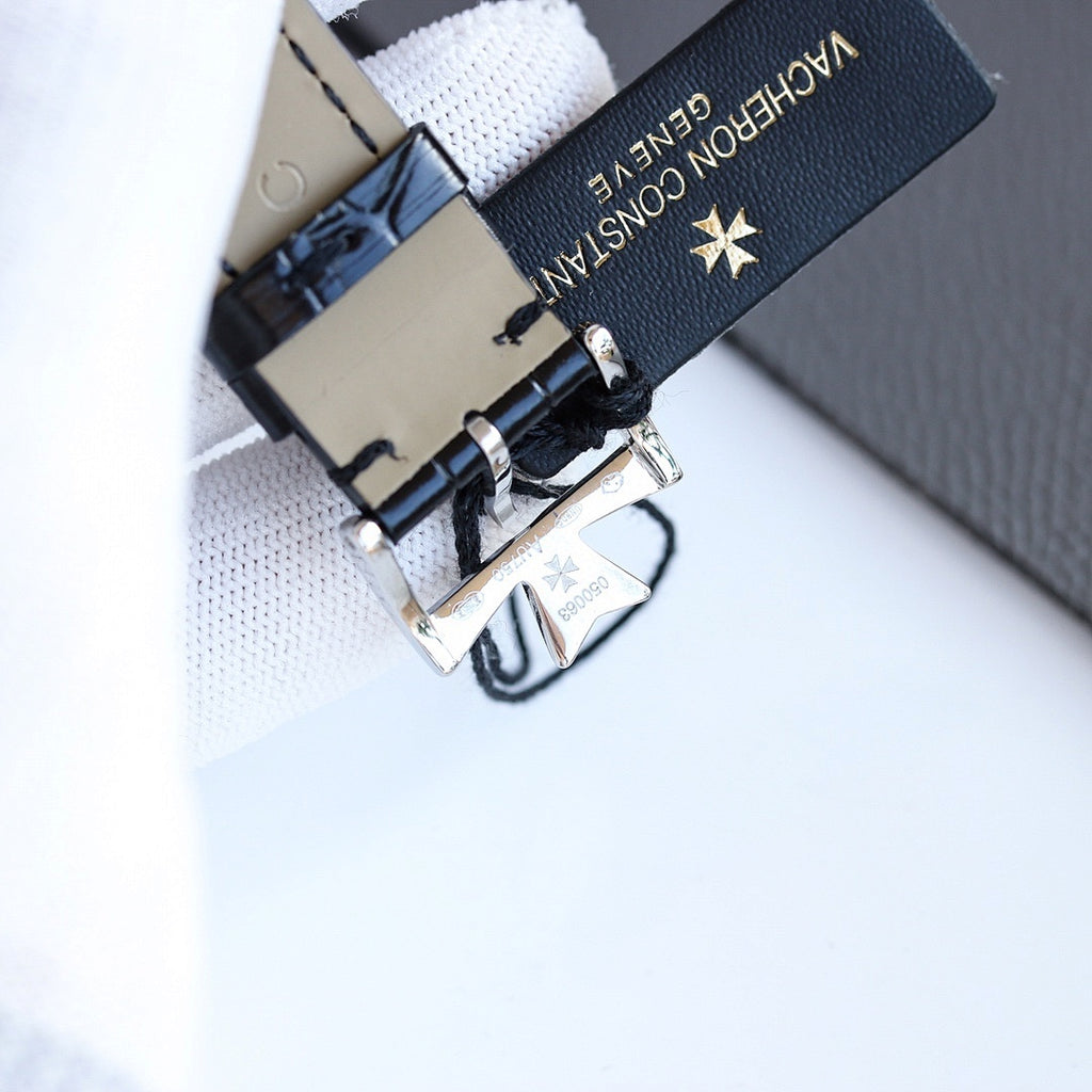 Watch strap and buckle in black leather with Vacheron Constantin branding