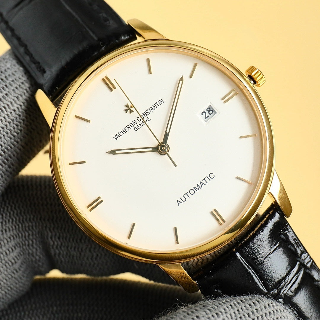 Vacheron Constantin automatic wristwatch with white dial, gold-tone case, date 28