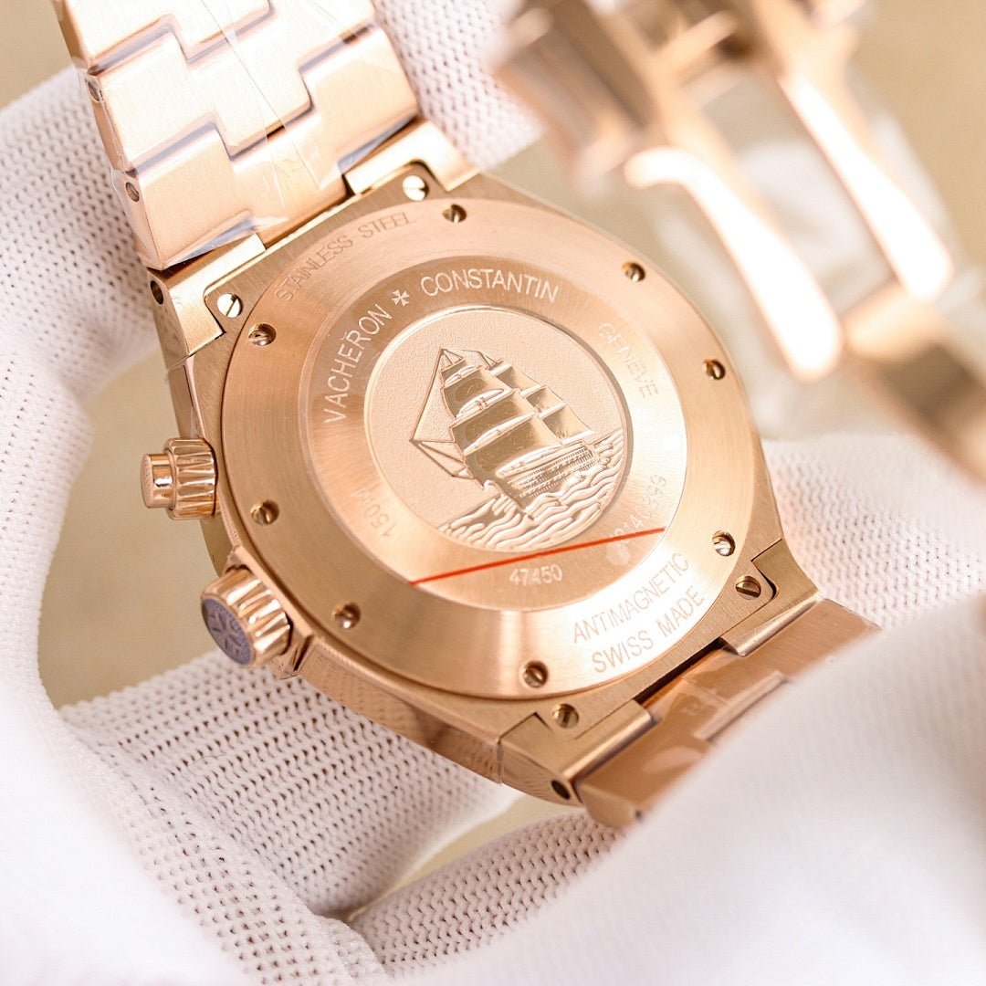 Vacheron Constantin watch case back in rose gold with engraved medallion design