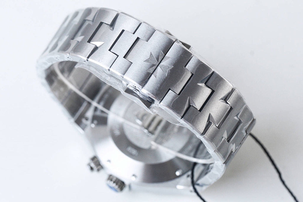 Vacheron Constantin stainless steel bracelet links, close-up