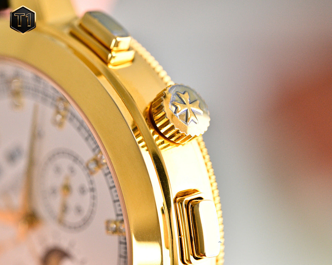 Vacheron Constantin wristwatch gold bezel with crown and textured edge