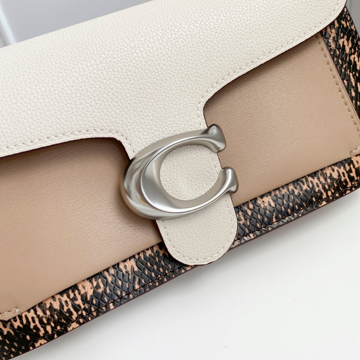 Coah Bags