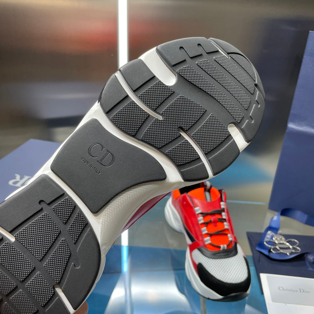 Dior chunky sneaker outsole with black tread and light gray midsole