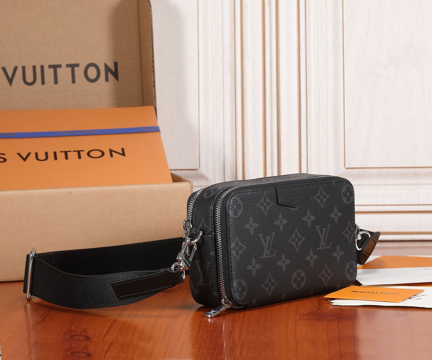 Bags Men Louis Vuitton