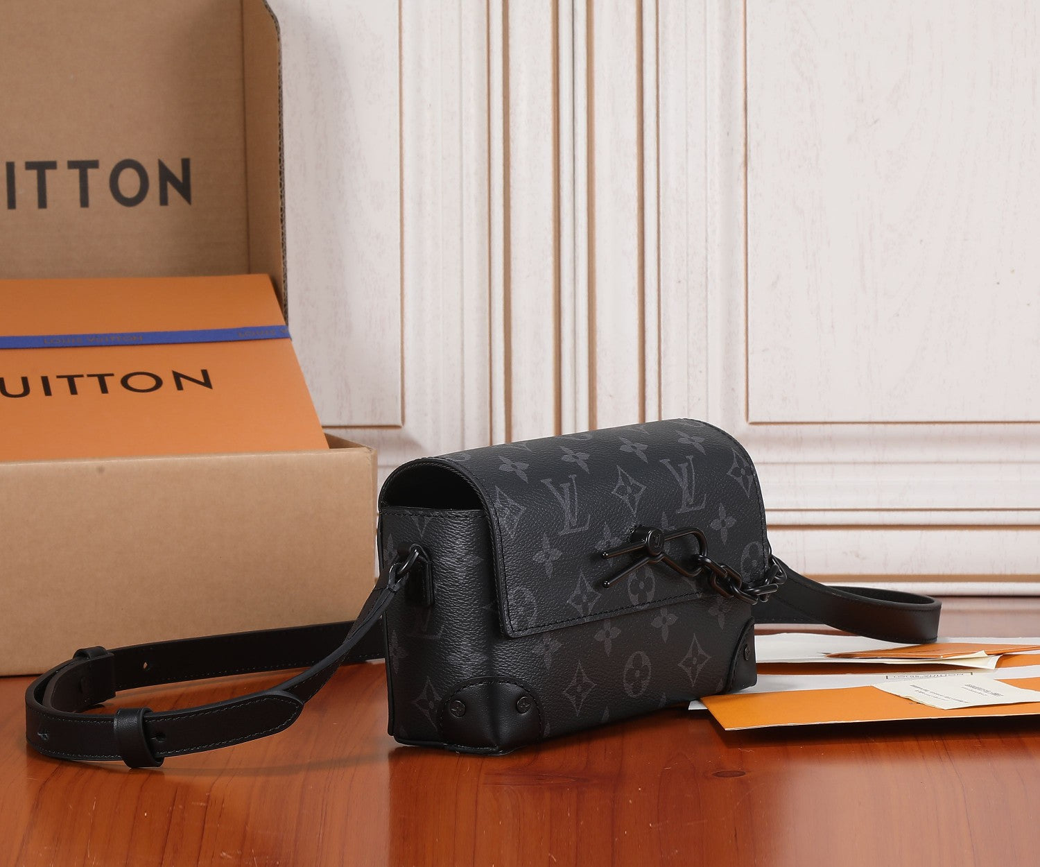 Bags Men Louis Vuitton