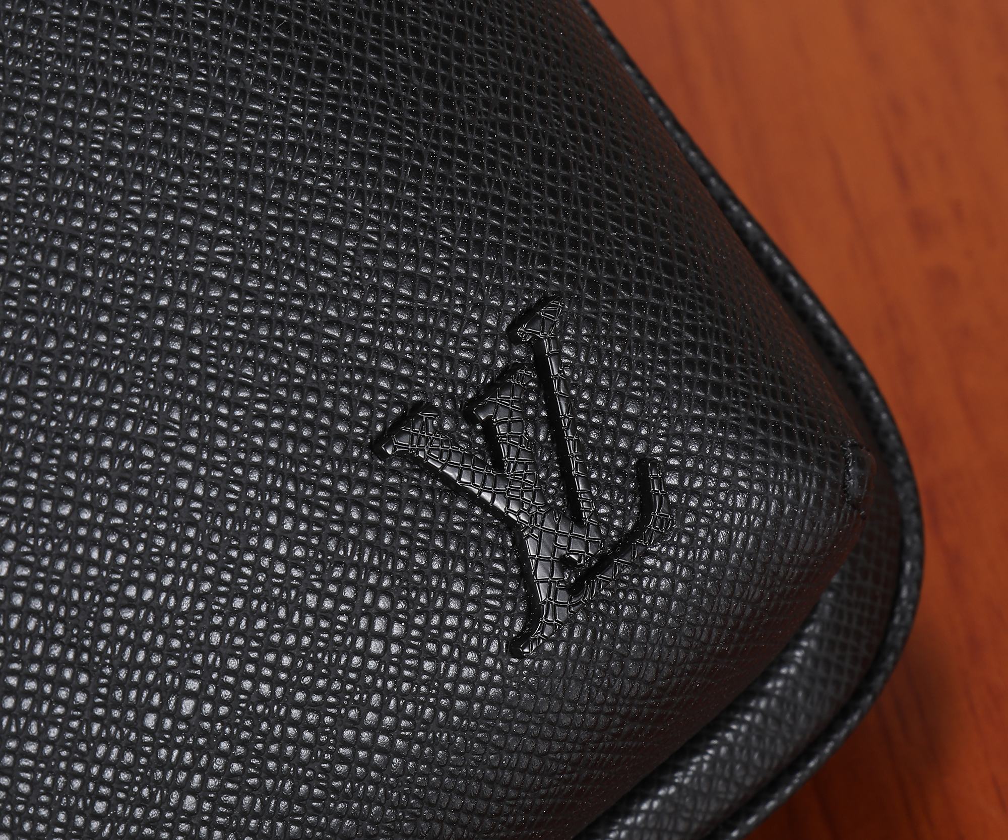 Bags Men Louis Vuitton