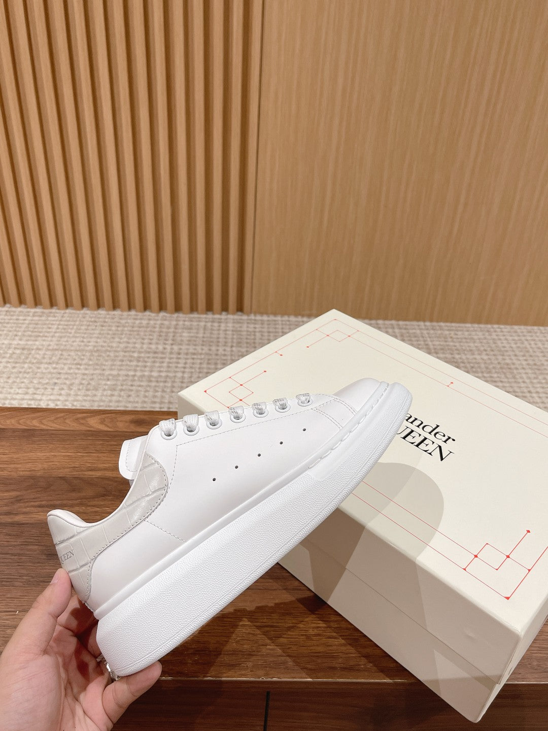 Luxury Shoes Alexander McQueen