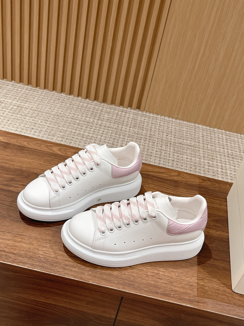 Luxury Shoes Alexander McQueen