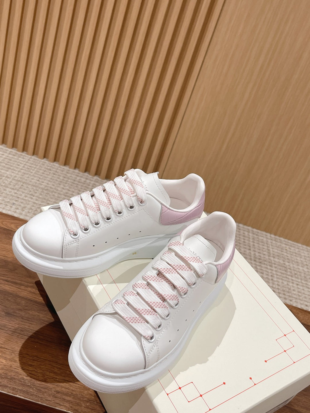 Luxury Shoes Alexander McQueen