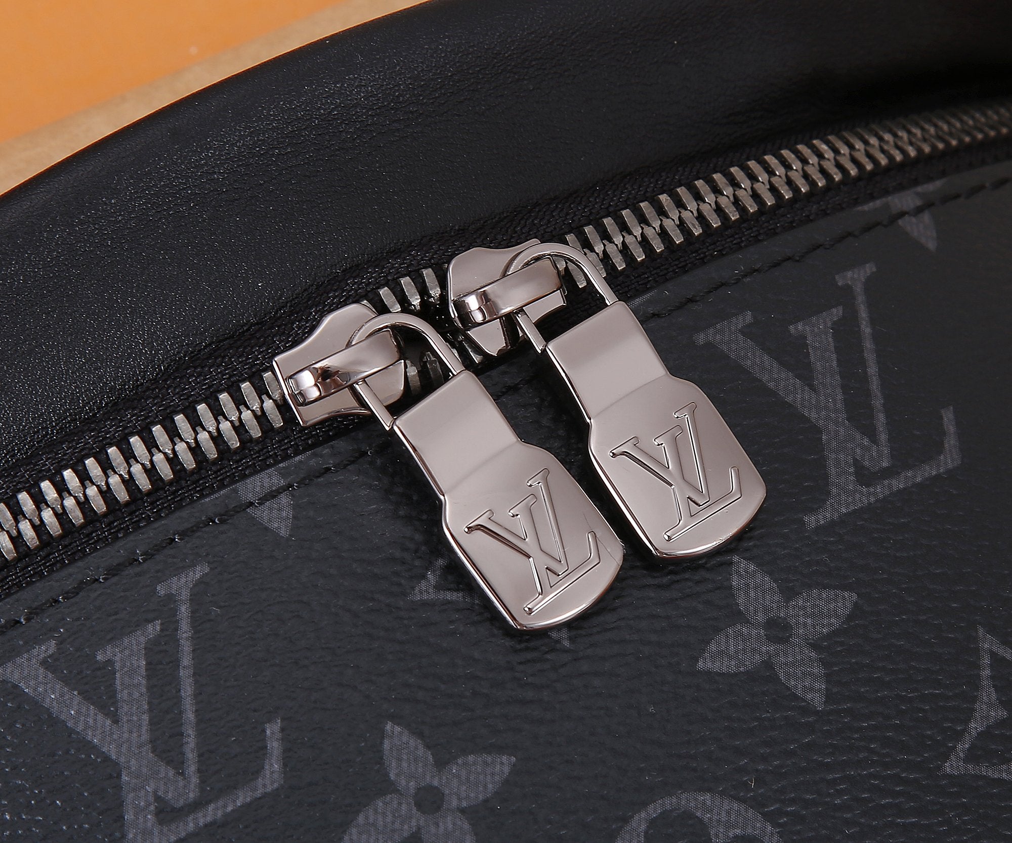 Bags Men Louis Vuitton