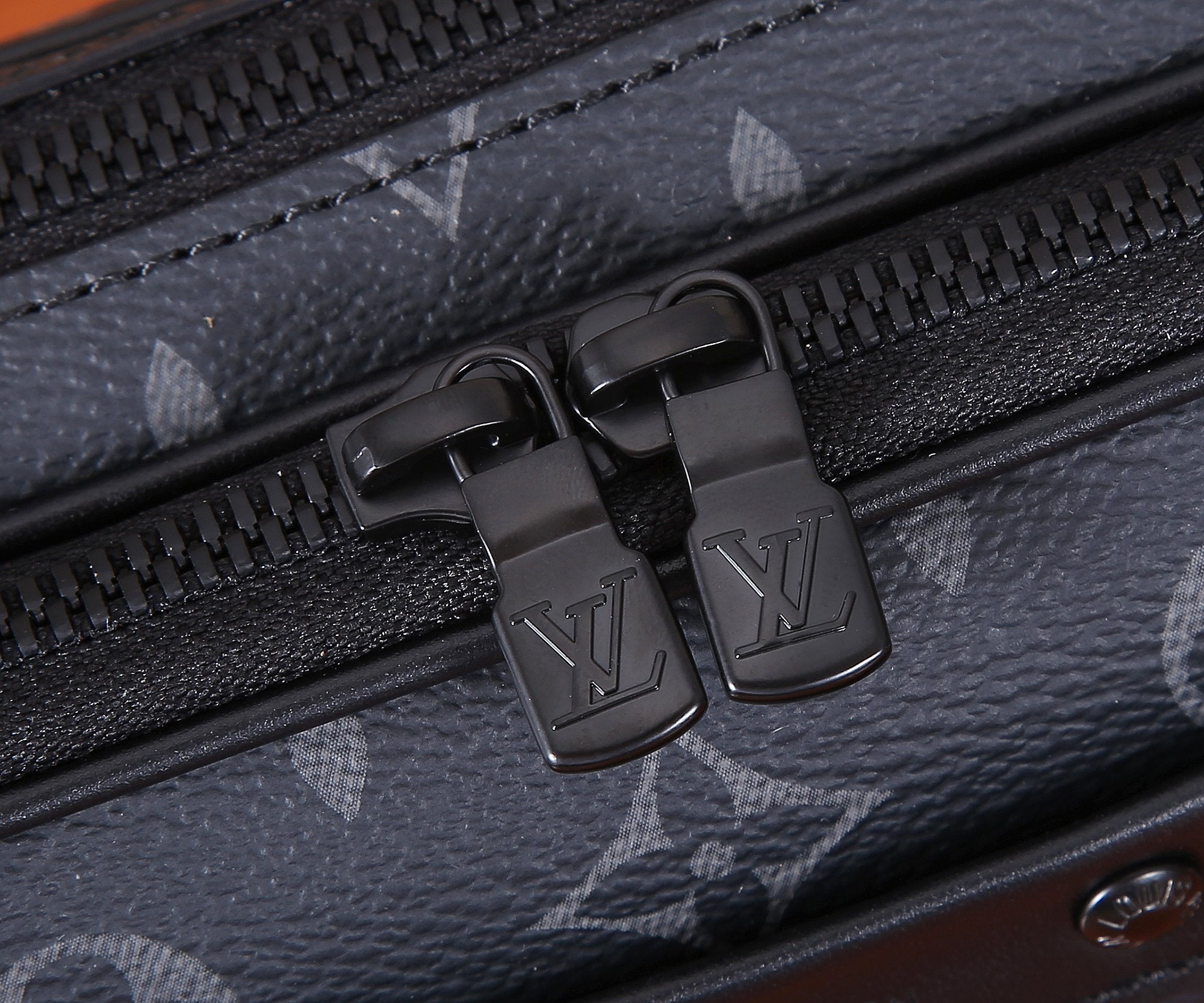 Bags Men Louis Vuitton