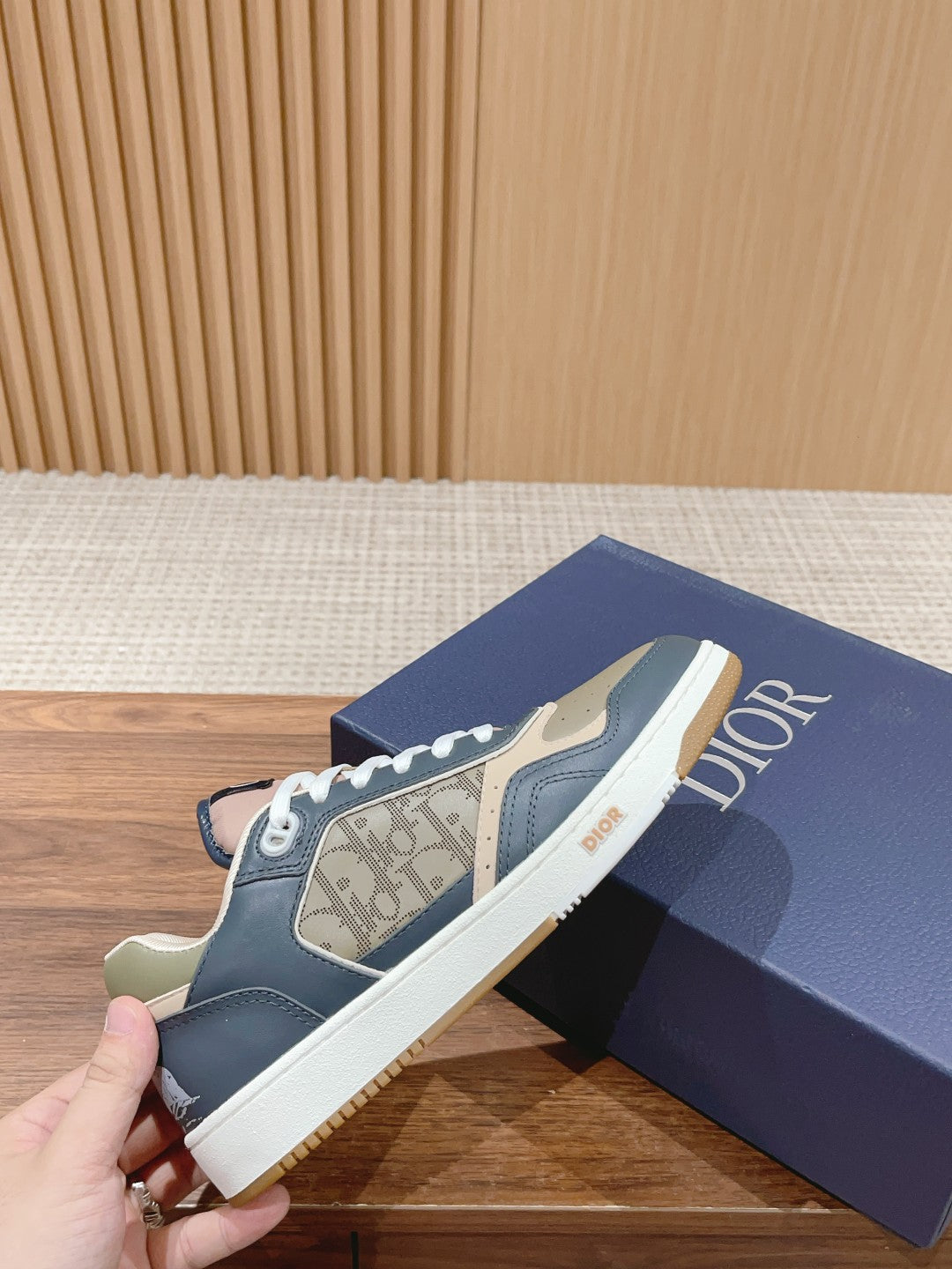 Luxury Shoes Dior Unisex