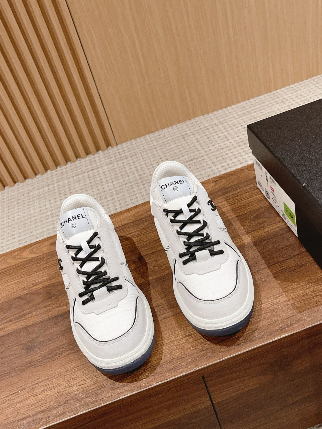 Luxury Shoes Chanel Unisex