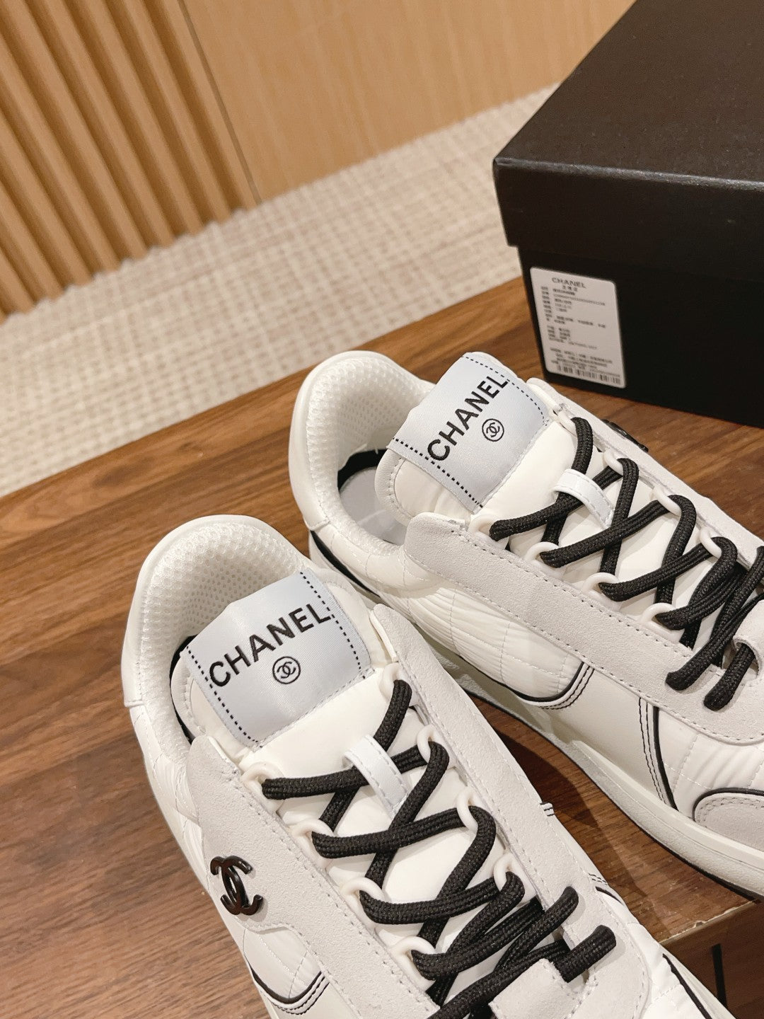 Luxury Shoes Chanel Unisex