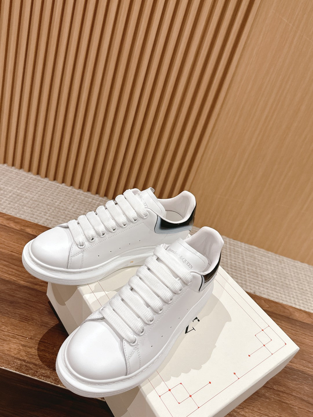 Luxury Shoes Alexander McQueen