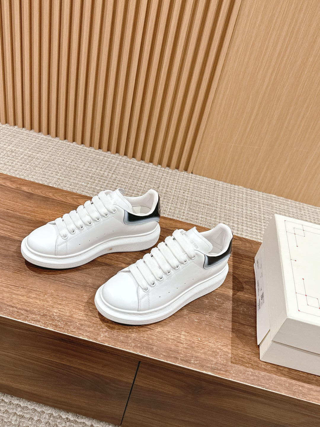 Luxury Shoes Alexander McQueen