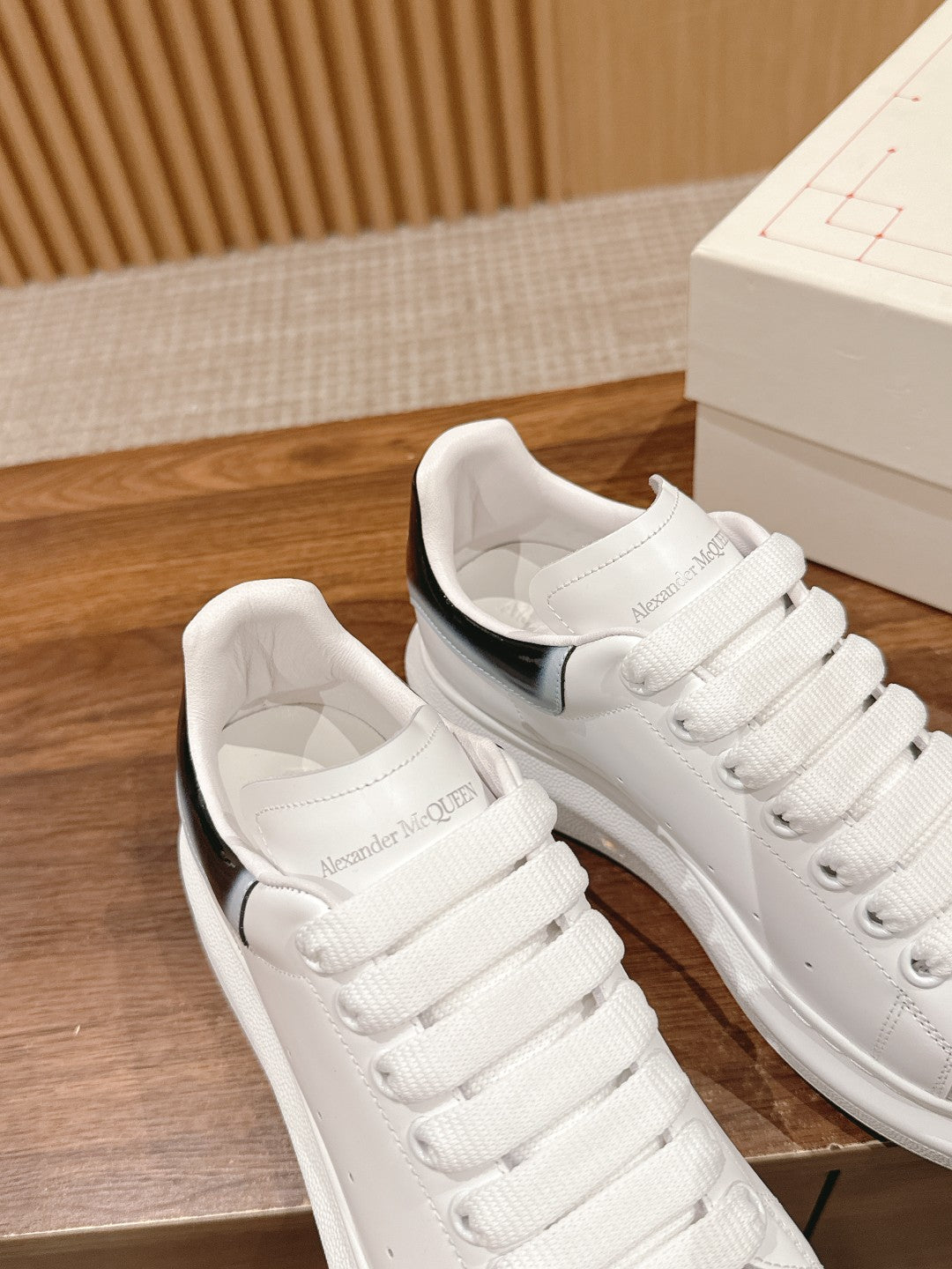 Luxury Shoes Alexander McQueen