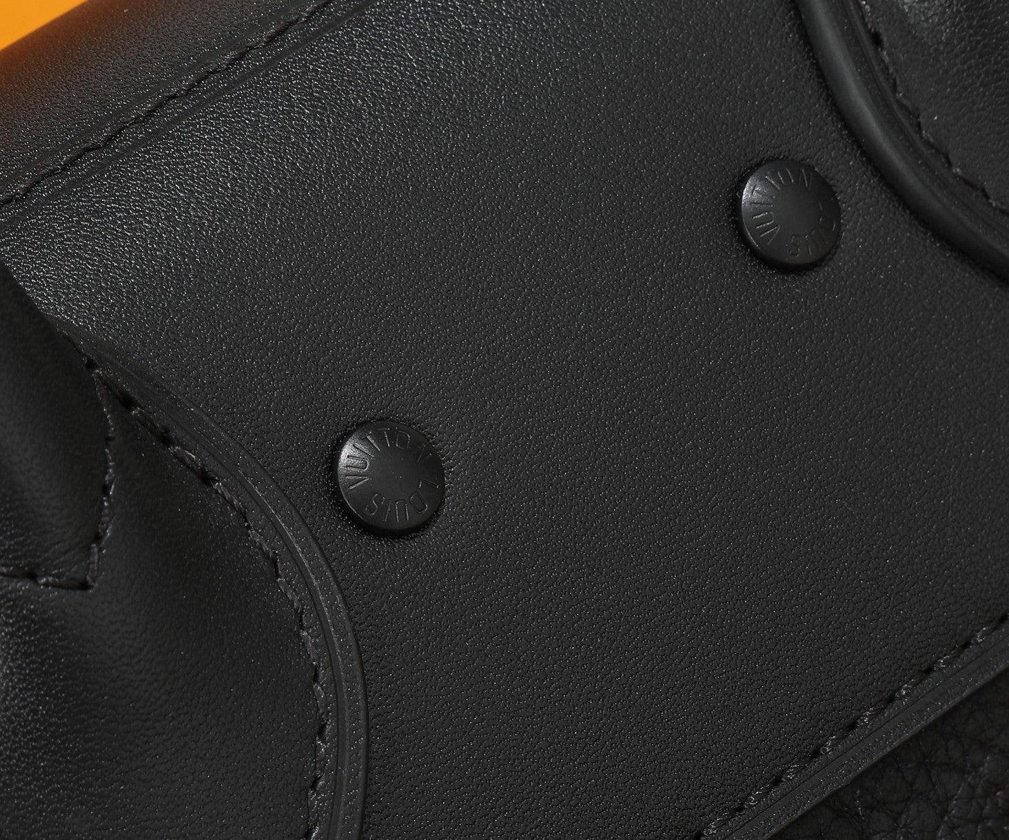 Bags Men Louis Vuitton