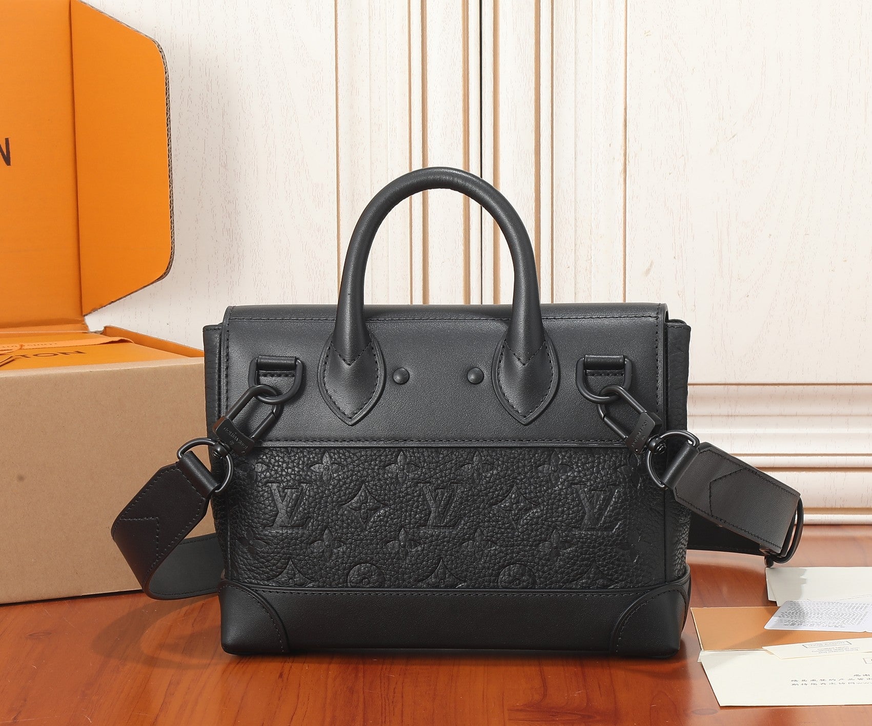 Bags Men Louis Vuitton