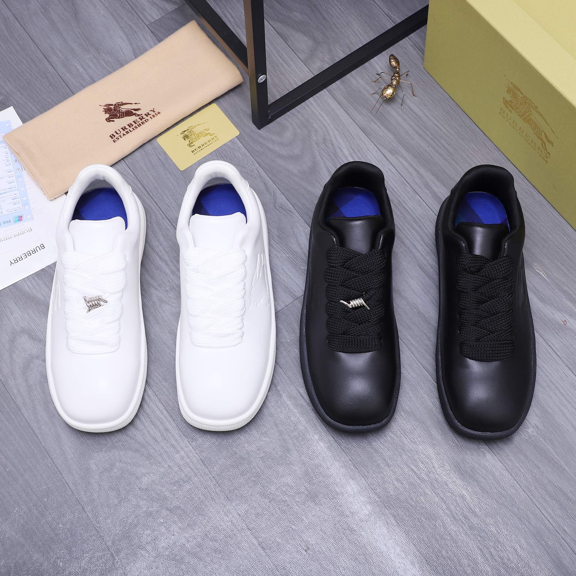Luxury Shoes Burberry