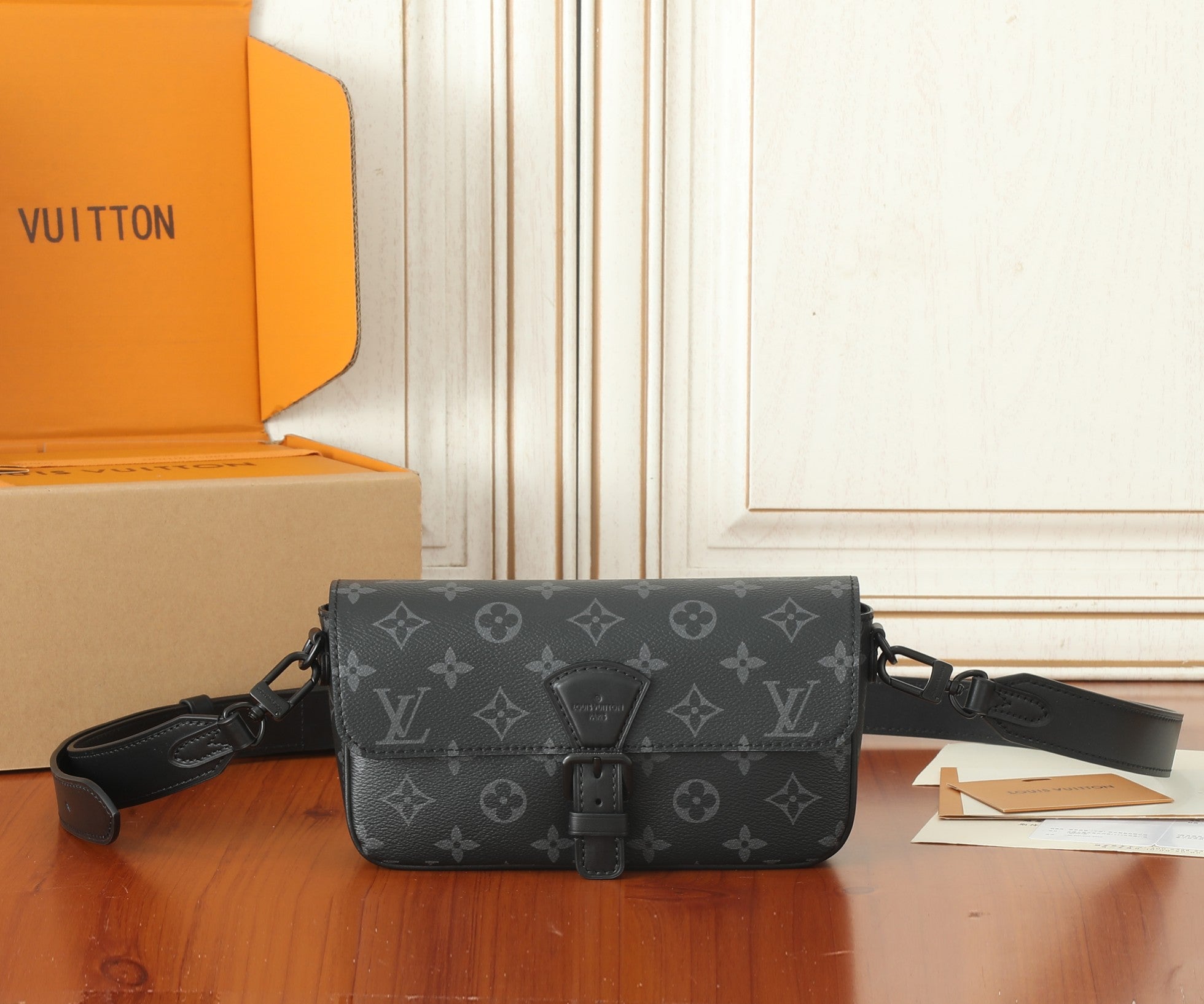 Bags Men Louis Vuitton