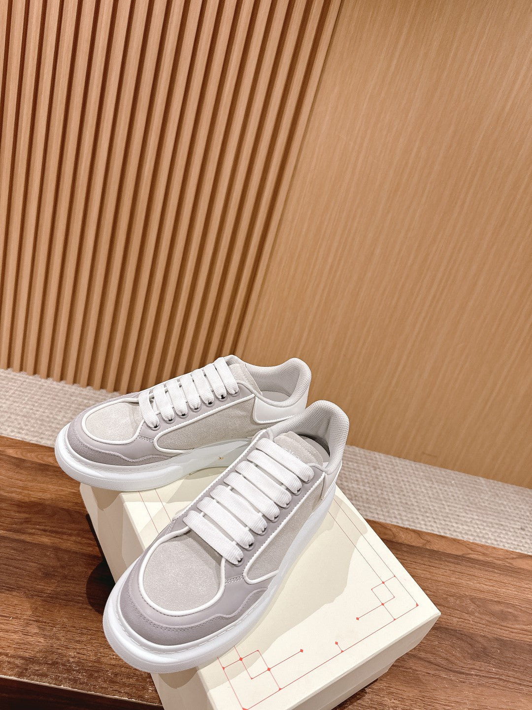 Luxury Shoes Alexander McQueen