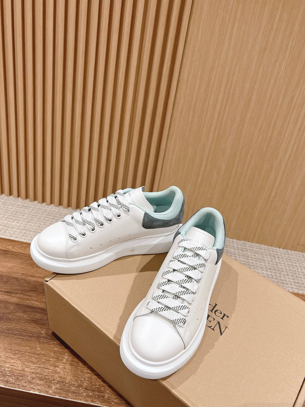 Luxury Shoes Alexander McQueen