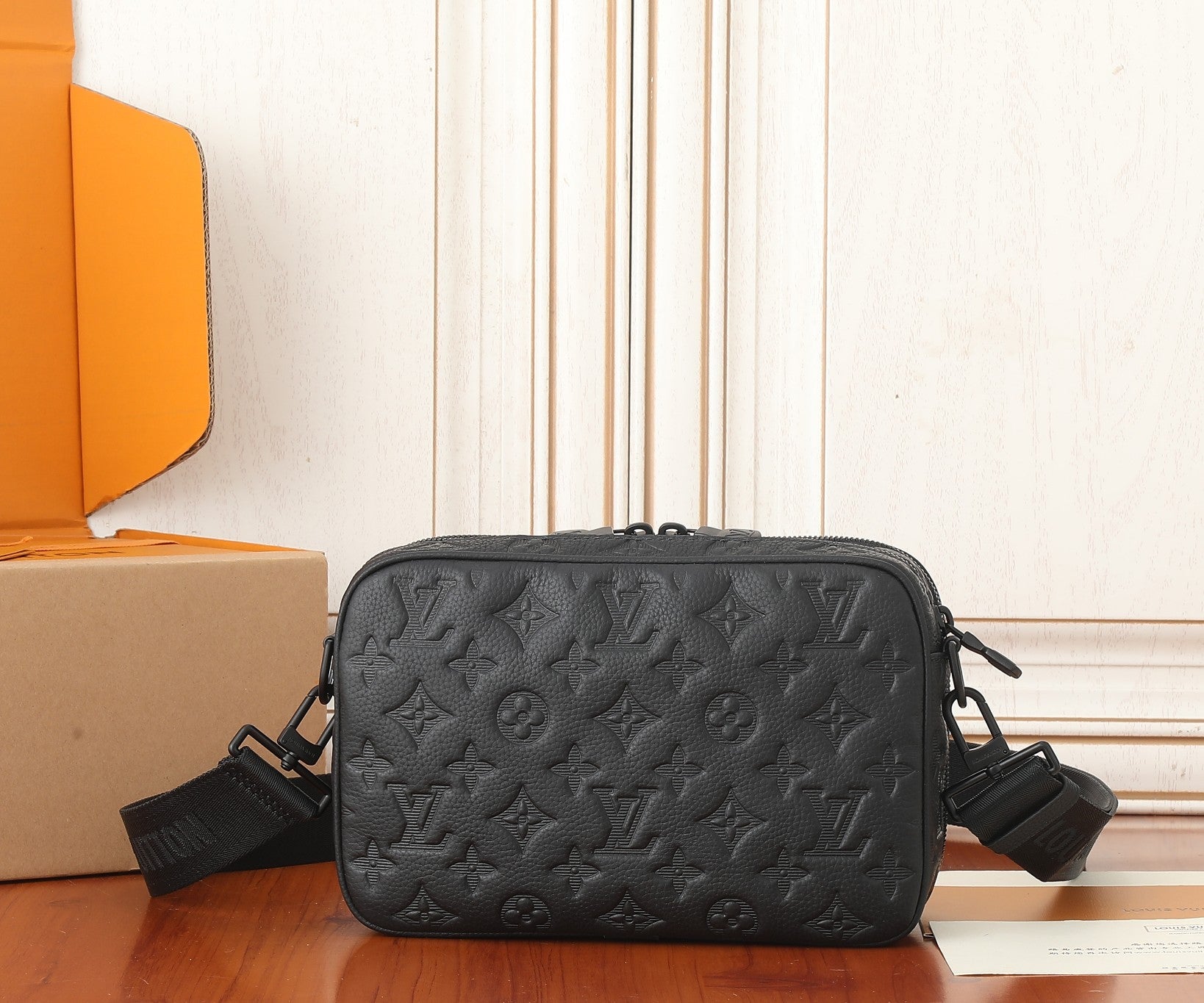 Bags Men Louis Vuitton
