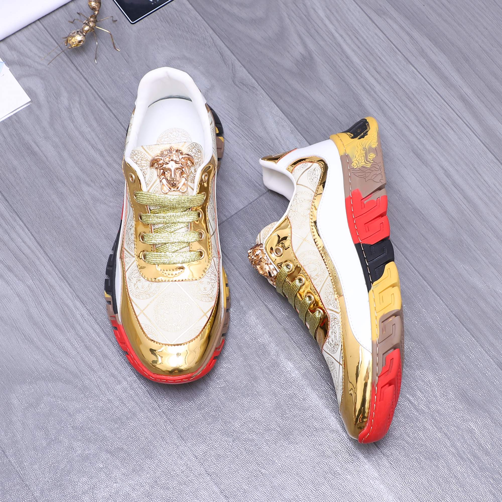 Luxury Shoes Versace