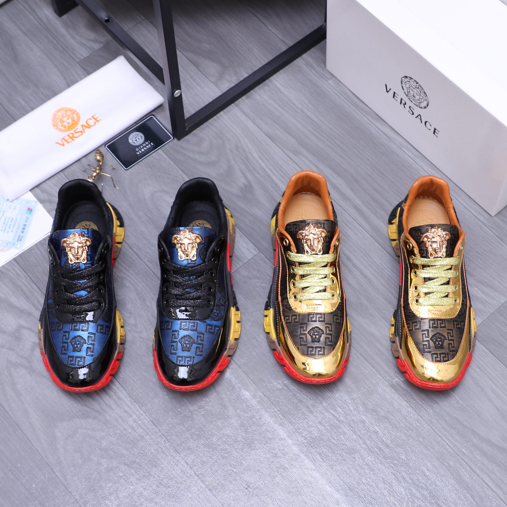 Luxury Shoes Versace