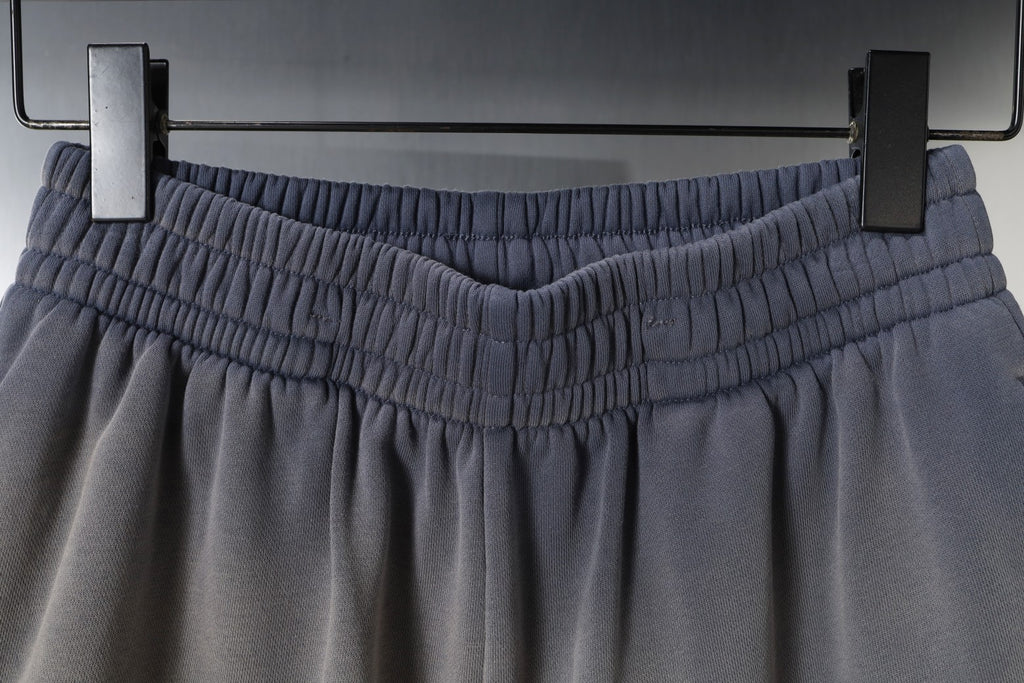 Balenciaga shorts waistband with elastic gathers and drawstring