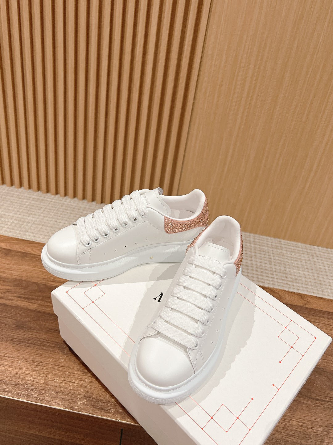 Luxury Shoes Alexander McQueen