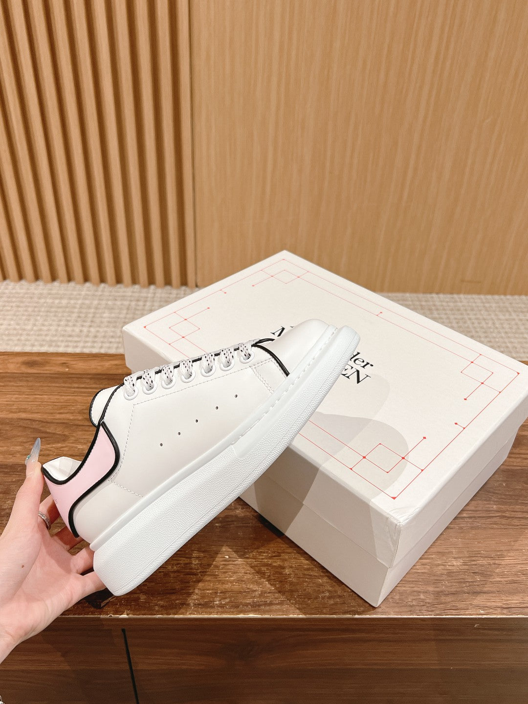 Luxury Shoes Alexander McQueen