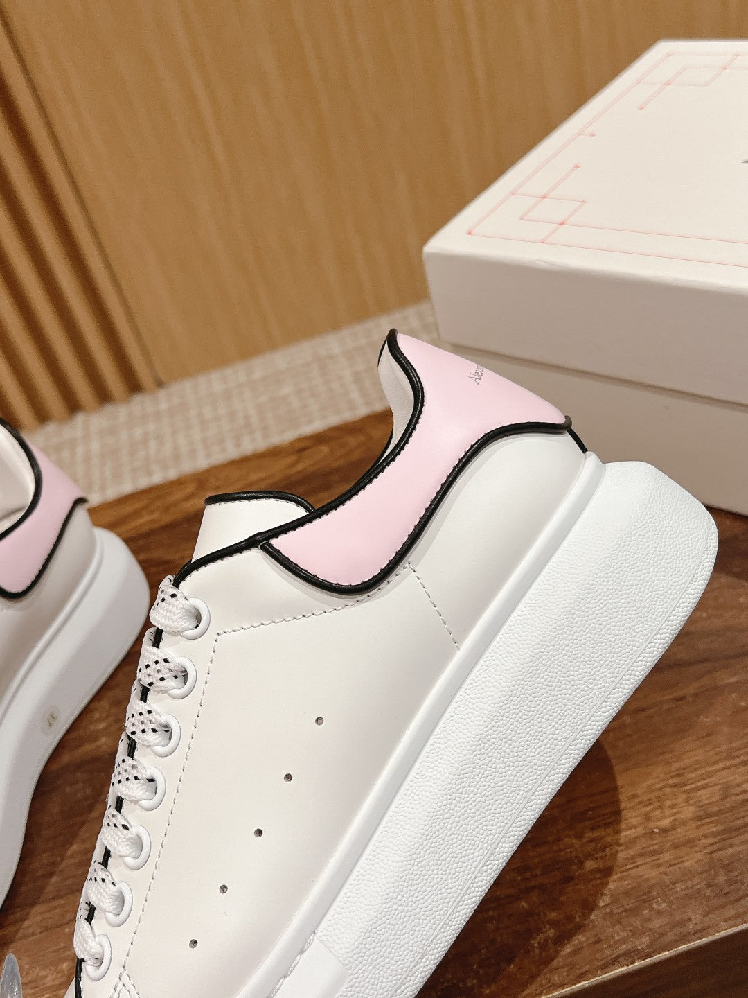 Luxury Shoes Alexander McQueen