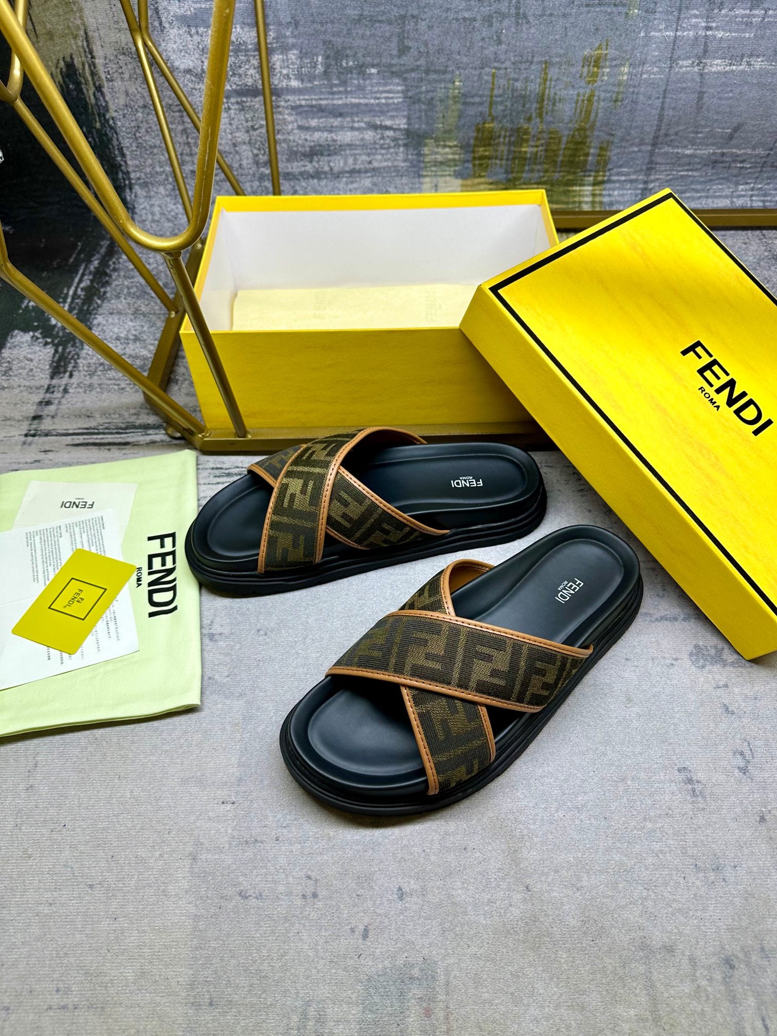 Luxury Shoes Fendi Sandals